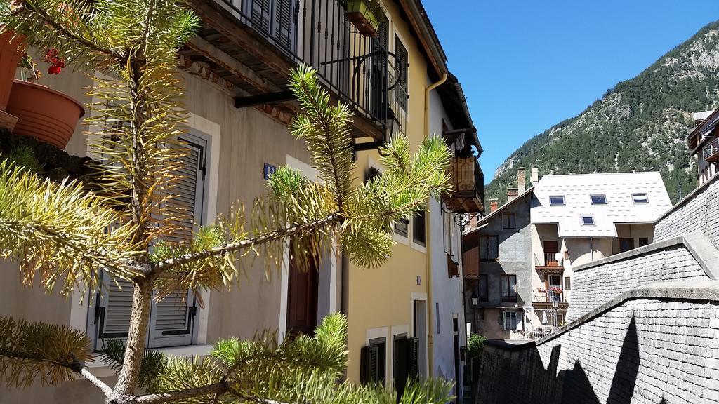 Maison A Tour Briancon Exterior photo